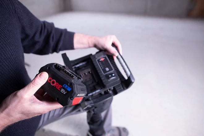 Brennenstuhl Lampe De Chantier Sans Fil 1173140400 Batterie De Projecteurs LED Mobiles MULTI 4000 MA, 4500lm, IP65 5 Brennenstuhl Lampe De Chantier Sans Fil 1173140400 Batterie De Projecteurs LED Mobiles MULTI 4000 MA, 4500lm, IP65 – Image 5