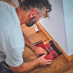 Einhell Cloueur Sans Fil 4257790 TE-CN 18 Li Tacker Sans Fil 18V Sans Piles Ni Chargeur 4 Einhell Cloueur Sans Fil 4257790 TE-CN 18 Li Tacker Sans Fil 18V Sans Piles Ni Chargeur – Image 4