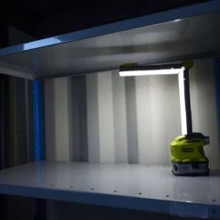 Ryobi Lampe De Chantier Sans Fil 5133002304 R18ALF-0 Lampe De Poche Led à Piles 18 Volt, Sans Piles Ni Chargeur -Perceuses sans fil Soldes 5133002304 r18alf 0 lampe de poche led a piles 18 volt sans piles ni chargeur 4