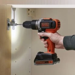 Black & Decker Perceuse Visseuse Sans Fil BCD003MEM2K-QW Batterie Marteau 18 Volt 1x 2.0 Ah/4.0Ah Li-ion 11 Black & Decker Perceuse Visseuse Sans Fil BCD003MEM2K-QW Batterie Marteau 18 Volt 1x 2.0 Ah/4.0Ah Li-ion -Perceuses sans fil Soldes bcd003mem2k qw batterie marteau 18 volt 1x 2 0 ah 4 0ah li ion 5