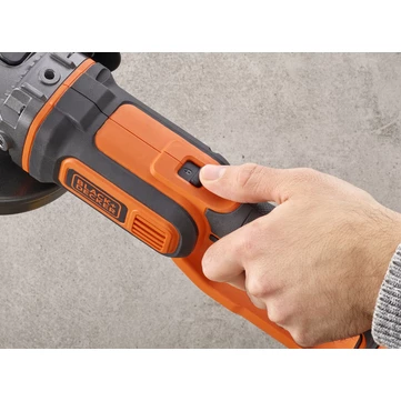 Black & Decker Meuleuse Sans Fil BCG720M1-QW Meuleuse D'angle Sans Fil 18 Volt 4.0 Ah Li-ion 2 Black & Decker Meuleuse Sans Fil BCG720M1-QW Meuleuse D'angle Sans Fil 18 Volt 4.0 Ah Li-ion – Image 2