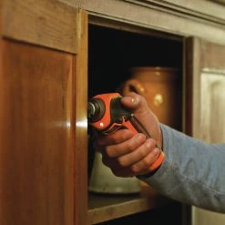 Black & Decker Perceuse Sans Fil CS3652LC-QW Tournevis 3,6 Volts -Perceuses sans fil Soldes cs3652lc qw tournevis 3 6 volts 3