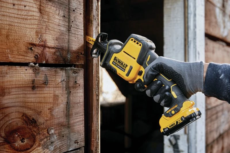 DeWalt Scie Sans Fil DCS312NT-XJ Scie à Guichet XR 12 Volt Sans Batteries Ni Chargeur 1 DeWalt Scie Sans Fil DCS312NT-XJ Scie à Guichet XR 12 Volt Sans Batteries Ni Chargeur