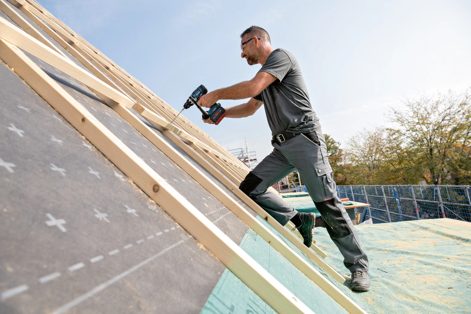 Bosch Bleu GSR 18V-150 C Perceuse Sans Fil 18V Hors Batteries Et Chargeur 1 Bosch Bleu GSR 18V-150 C Perceuse Sans Fil 18V Hors Batteries Et Chargeur