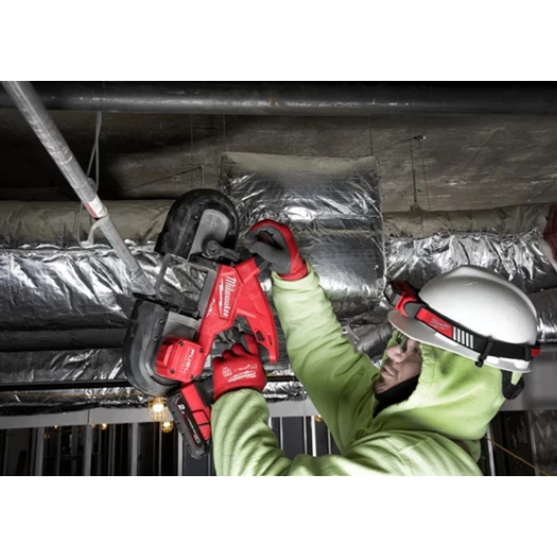 Milwaukee Scie Sans Fil M18 FUEL™ Scie à Ruban Compacte FBS85-202C 5 Milwaukee Scie Sans Fil M18 FUEL™ Scie à Ruban Compacte FBS85-202C – Image 5