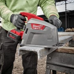 Milwaukee Scie Sans Fil M18 FUEL™ Scie Circulaire Métal 66 Mm FMCS66-0C -Perceuses sans fil Soldes m18 fuelt scie circulaire metal 66 mm fmcs66 0c 4