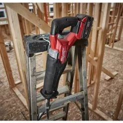 Milwaukee Scie Sans Fil M18 FUEL™ Scie Sabre SAWZALL™ FSZ-0X -Perceuses sans fil Soldes m18 fuelt scie sabre sawzallt fsz 0x 2