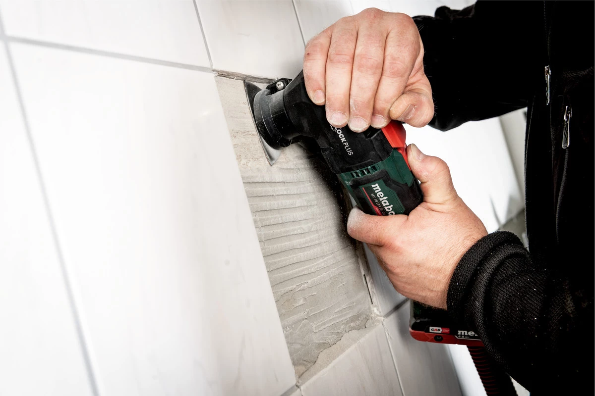 Metabo Outils Multifonction MT 18 LTX BL QSL Multitool Sans Fil 18V Hors Batteries Et Chargeur 613088850 + 5 Ans De Garantie Distributeur 3 Metabo Outils Multifonction MT 18 LTX BL QSL Multitool Sans Fil 18V Hors Batteries Et Chargeur 613088850 + 5 Ans De Garantie Distributeur – Image 3