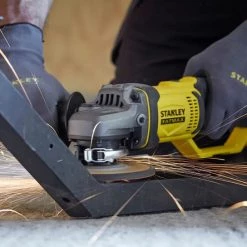 Stanley Meuleuse Sans Fil SFMCG400B Meuleuse D'angle FATMAX® V20 125mm 18 Volt, Sans Piles Ni Chargeur 8 Stanley Meuleuse Sans Fil SFMCG400B Meuleuse D'angle FATMAX® V20 125mm 18 Volt, Sans Piles Ni Chargeur -Perceuses sans fil Soldes sfmcg400b meuleuse d angle fatmaxr v20 125mm 18 volt sans piles ni chargeur 2