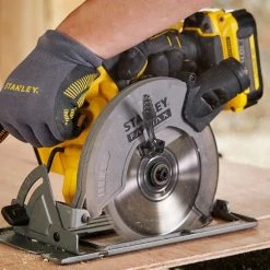 Stanley Scie Sans Fil SFMCS500B Scie Circulaire FATMAX® V20 Accu 165 Mm 18 Volt, Sans Piles Ni Chargeur -Perceuses sans fil Soldes sfmcs500b scie circulaire fatmaxr v20 accu 165 mm 18 volt sans piles ni chargeur 2
