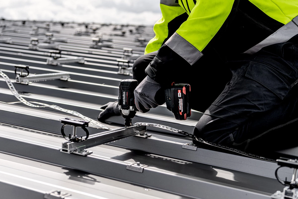 Metabo Clé à Choc Sans Fil SSW 18 LT 300 BL Clé à Chocs à Batterie 18V Excluant Batteries Et Chargeur En Métabox 602398840 2 Metabo Clé à Choc Sans Fil SSW 18 LT 300 BL Clé à Chocs à Batterie 18V Excluant Batteries Et Chargeur En Métabox 602398840 – Image 2